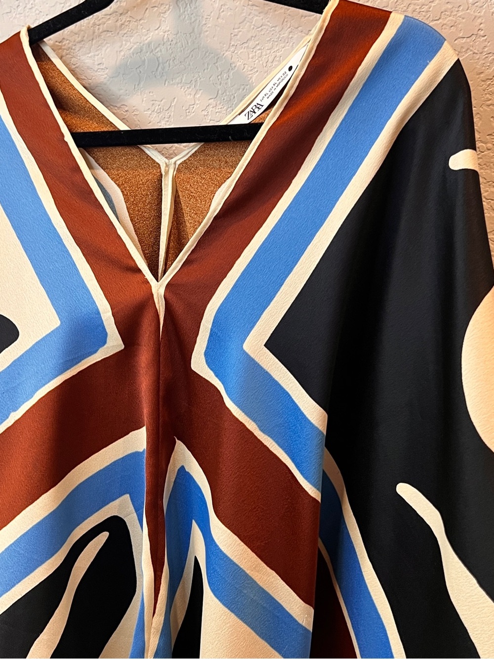 As Seen On Sweet Magnolias! Zara Printed Blouse w/Ties Ecru Multicolor V-Neck XL - Picture 5 of 13